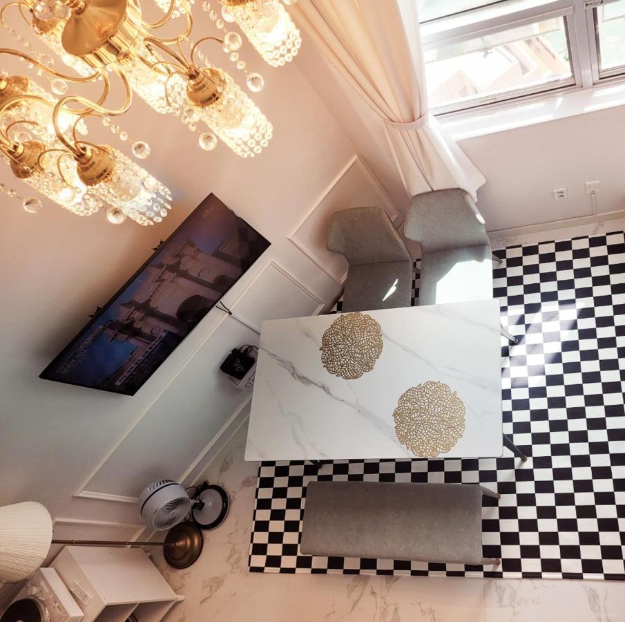 Blooming Guest House Тегу Екстериор снимка